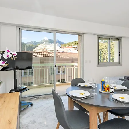 - 4 Personnes Apartment Menton